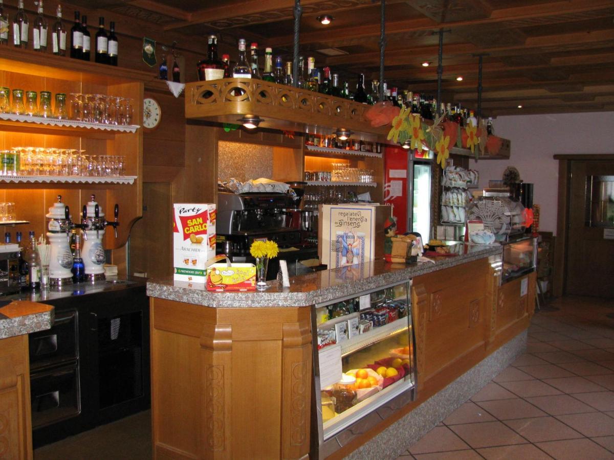 Hotel Ladina Campitello di Fassa Εξωτερικό φωτογραφία
