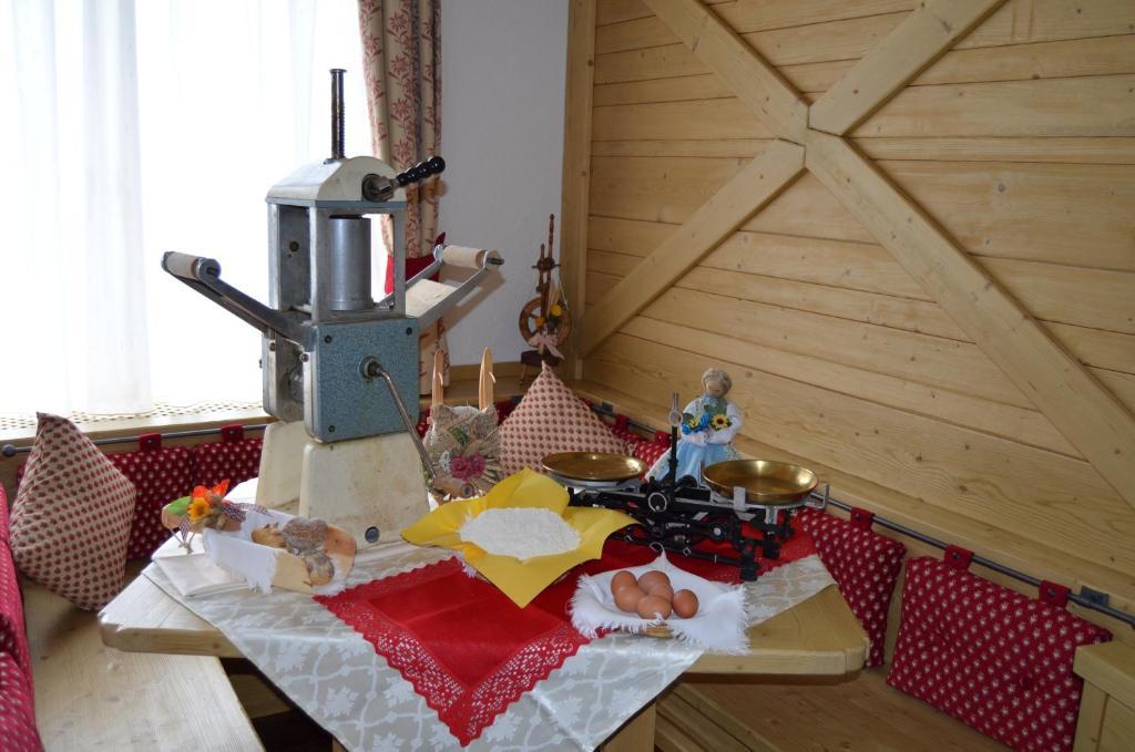 Hotel Ladina Campitello di Fassa Εξωτερικό φωτογραφία