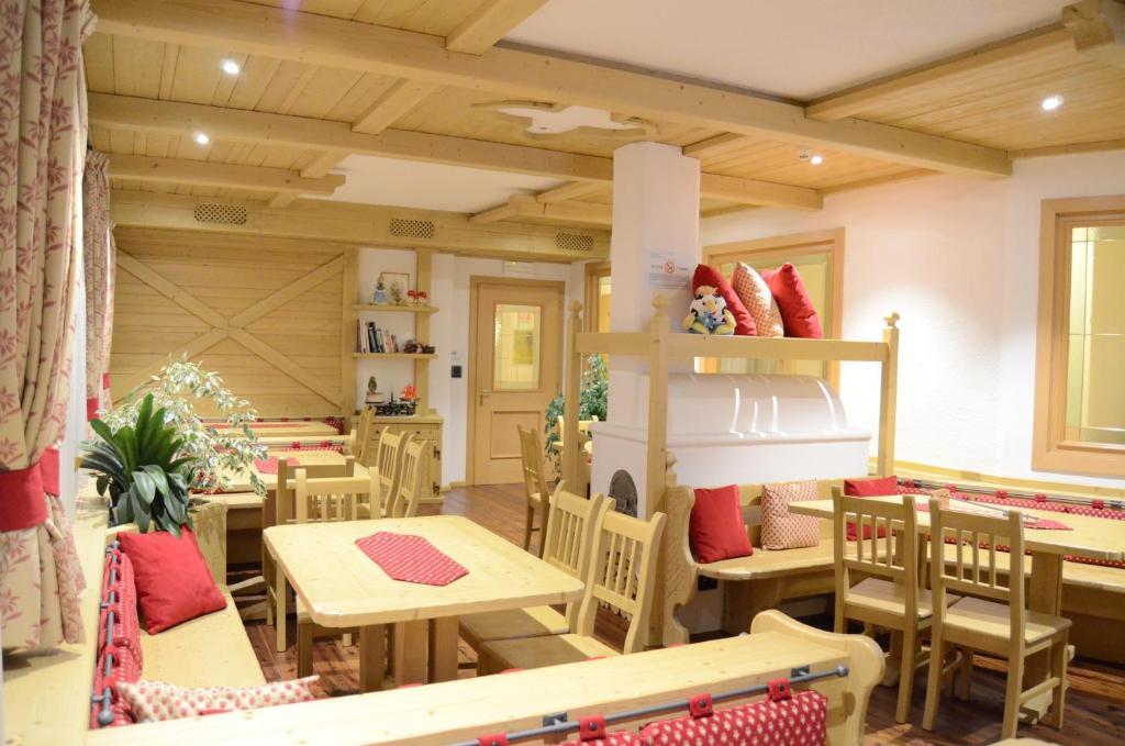 Hotel Ladina Campitello di Fassa Εξωτερικό φωτογραφία